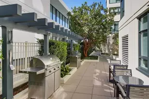 475 Redwood St, San Diego, CA 92103 - Photo 15
