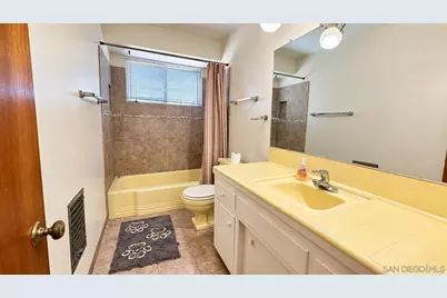  47 E Shasta Street, Chula Vista, CA 91910 - Photo 11
