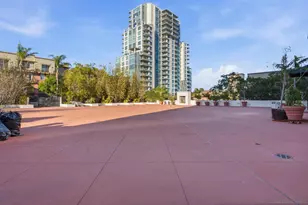 702 Ash St, San Diego, CA 92101 - Photo 27
