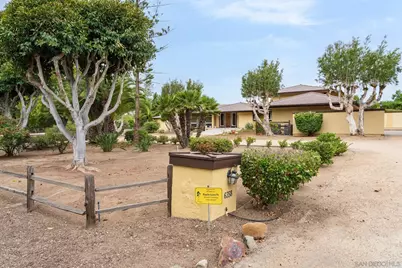  6358 Lago Lindo, Rancho Santa Fe, CA 92067 - Photo 5