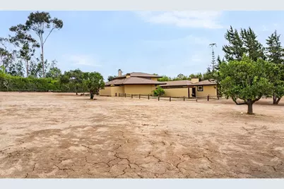  6358 Lago Lindo, Rancho Santa Fe, CA 92067 - Photo 17