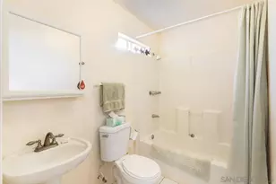 342 Beaumont Dr, Vista, CA 92084 - Photo 41