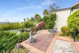 342 Beaumont Dr, Vista, CA 92084 - Photo 9