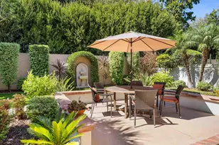 9744 Claiborne Square, La Jolla, CA 92037 - Photo 3