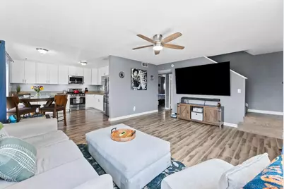  2787 Thunder Dr, Oceanside, CA 92056 - Photo 5