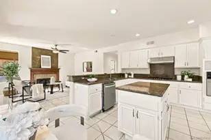 556 Parkside Dr, Chula Vista, CA 91910 - Photo 11