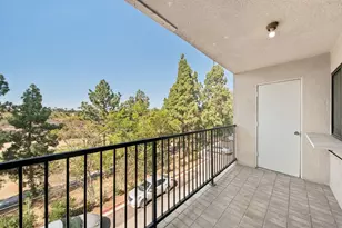 7835 Cowles Mountain Ct, San Diego, CA 92119 - Photo 9