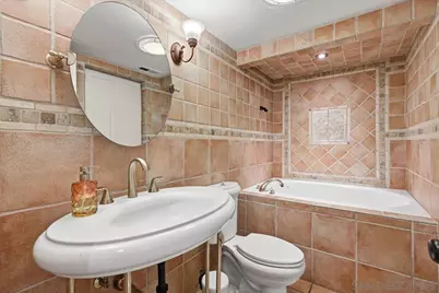  701 Kettner Blvd #16, San Diego, CA 92101 - Photo 29