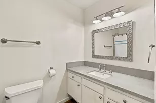 8692 Via Mallorca, La Jolla, CA 92037 - Photo 19