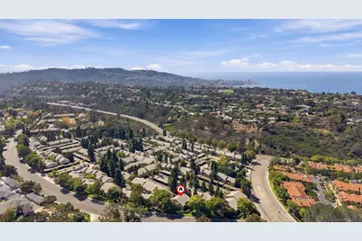  8692 Via Mallorca #D, La Jolla, CA 92037 - Photo 29