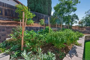 2735 Crownpoint Pl, Escondido, CA 92027 - Photo 51