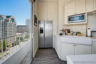 10501 Wilshire Blvd, Los Angeles, CA 90024 - Photo 13