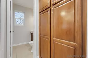2190 Greenbrier Dr, Oceanside, CA 92054 - Photo 11
