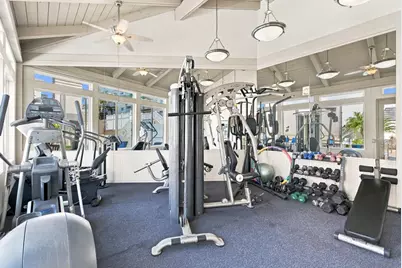  4015 Crown Point Dr #104, San Diego, CA 92109 - Photo 29