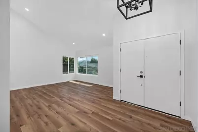  4566 Hancock Cir, Oceanside, CA 92056 - Photo 5