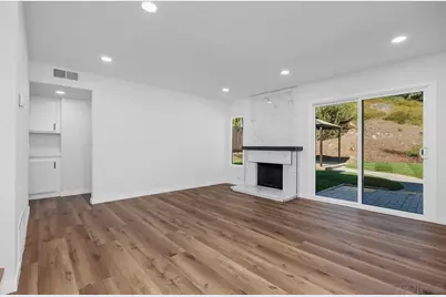  4566 Hancock Cir, Oceanside, CA 92056 - Photo 13