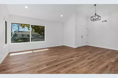  4566 Hancock Cir, Oceanside, CA 92056 - Photo 7