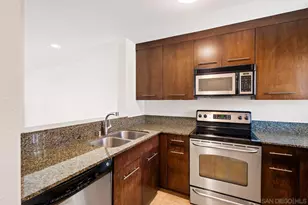 7405 Charmant Dr, San Diego, CA 92122 - Photo 9