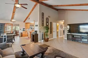 749 De Luz, Fallbrook, CA 92028 - Photo 5