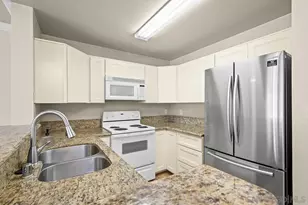 3550 Lebon Dr, San Diego, CA 92122 - Photo 9