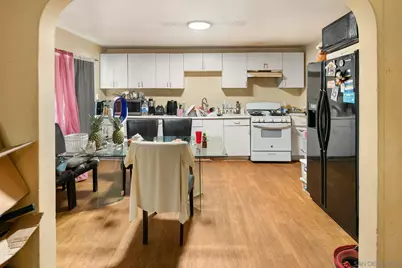  561 E Mission, Escondido, CA 92025 - Photo 13