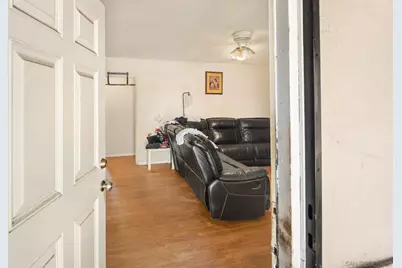  561 E Mission, Escondido, CA 92025 - Photo 9