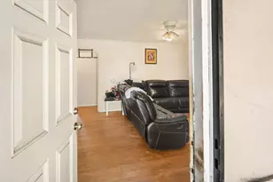 561 E Mission, Escondido, CA 92025 - Photo 9