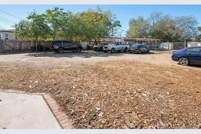  561 E Mission, Escondido, CA 92025 - Photo 35