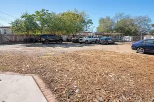 561 E Mission, Escondido, CA 92025 - Photo 35