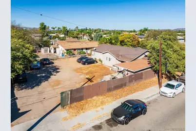  561 E Mission, Escondido, CA 92025 - Photo 37