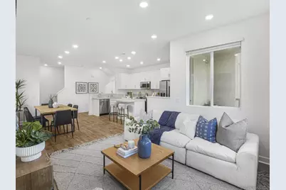  828 Makani #2, Chula Vista, CA 91911 - Photo 1