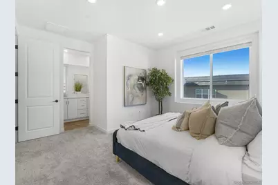  828 Makani #2, Chula Vista, CA 91911 - Photo 21