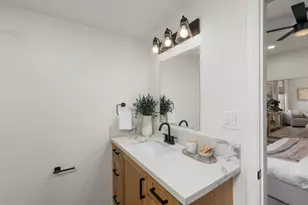 5076 E Mountain View Dr, San Diego, CA 92116 - Photo 13