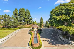 6055 Hillpointe Row, La Jolla, CA 92037 - Photo 1