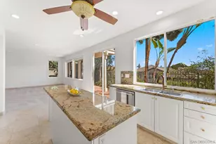 6055 Hillpointe Row, La Jolla, CA 92037 - Photo 17