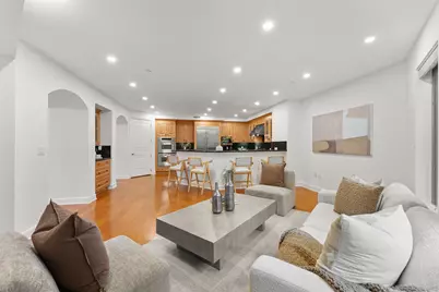  1040 Genter #305, La Jolla, CA 92037 - Photo 5