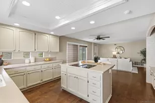 12520 Chetenham Ln, San Diego, CA 92128 - Photo 13