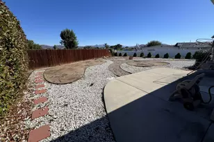 9178 Tonya Ln, Santee, CA 92071 - Photo 5