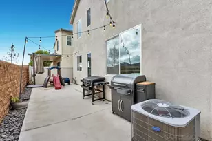 8607 Chaparral Way, Santee, CA 92071 - Photo 27