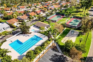 377 N Willowspring Dr, Encinitas, CA 92024 - Photo 45