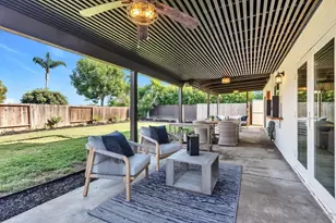 377 N Willowspring Dr, Encinitas, CA 92024 - Photo 29