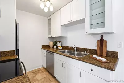  4015 Crown Point Drive #P6, San Diego, CA 92109 - Photo 9