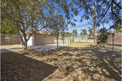  772 W 19th, San Bernardino, CA 92405 - Photo 3