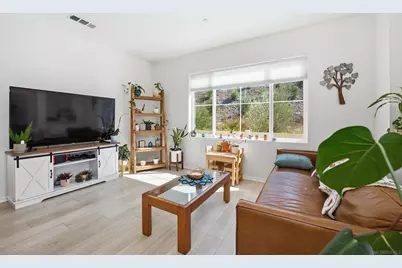  35103 Grove Trl, Fallbrook, CA 92028 - Photo 5