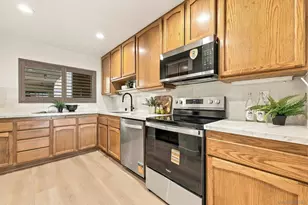 2540 Clairemont Dr, San Diego, CA 92117 - Photo 3