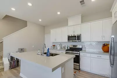  2062 Bluestone  Cir, Chula Vista, CA 91913 - Photo 13