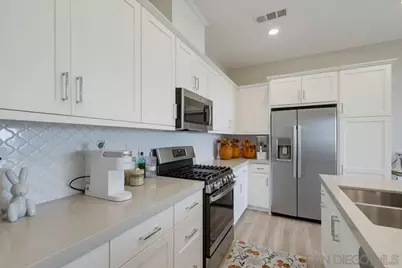  2062 Bluestone  Cir, Chula Vista, CA 91913 - Photo 15