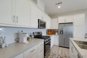 2062 Bluestone Cir, Chula Vista, CA 91913 - Photo 15