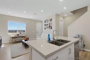 2062 Bluestone Cir, Chula Vista, CA 91913 - Photo 17