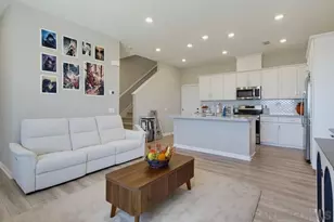 2062 Bluestone Cir, Chula Vista, CA 91913 - Photo 9